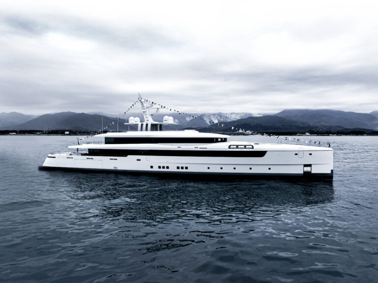 Luxury Superyacht ALCHEMY -