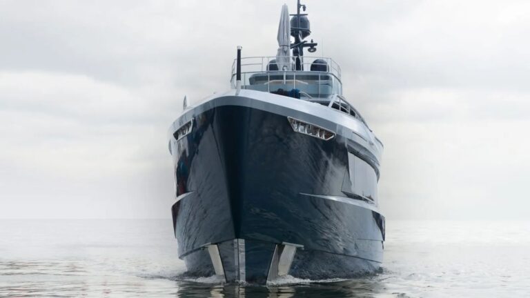 Luxury Yacht ANCONA