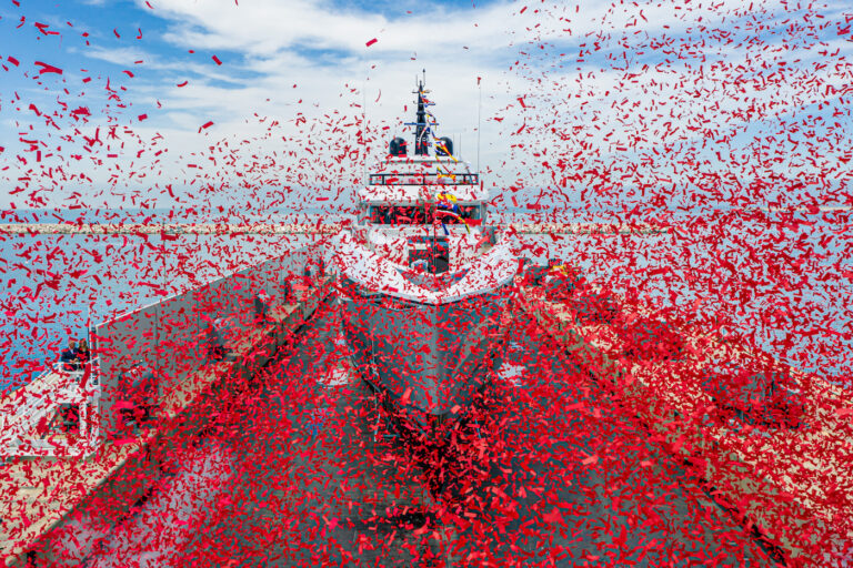 Luxury Yacht ARIA SF Launched By ISA Yachts Of Palumbo Group