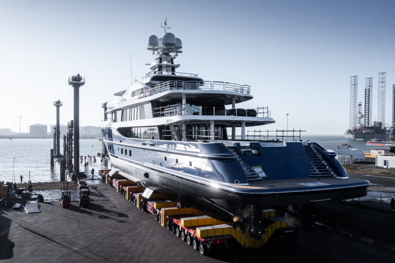 Luxury Yacht Amels 24207