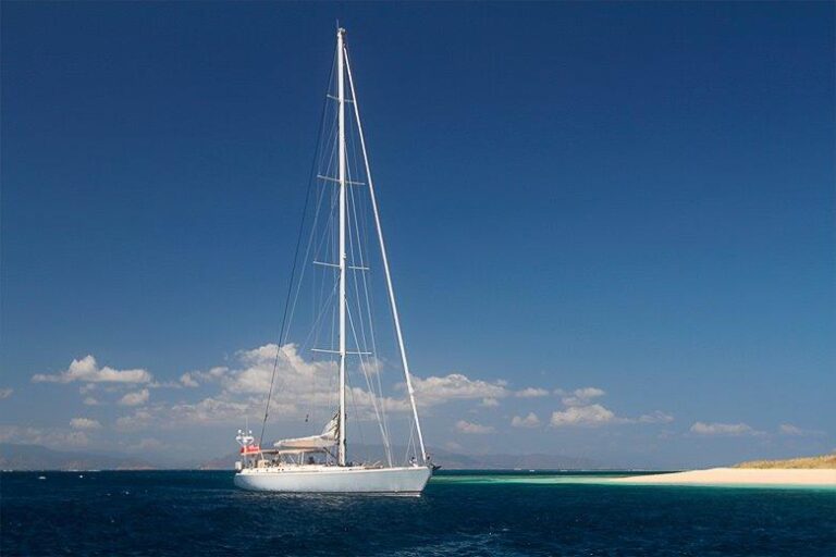 Luxury yacht Aspiration