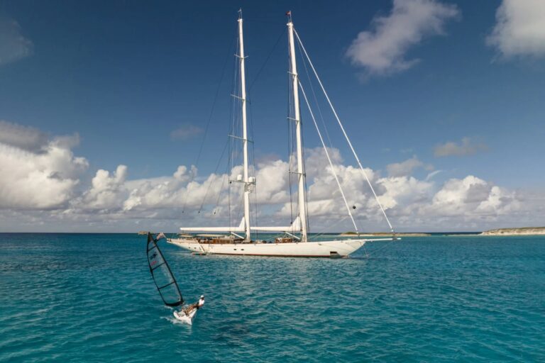 Luxury Yacht Athos