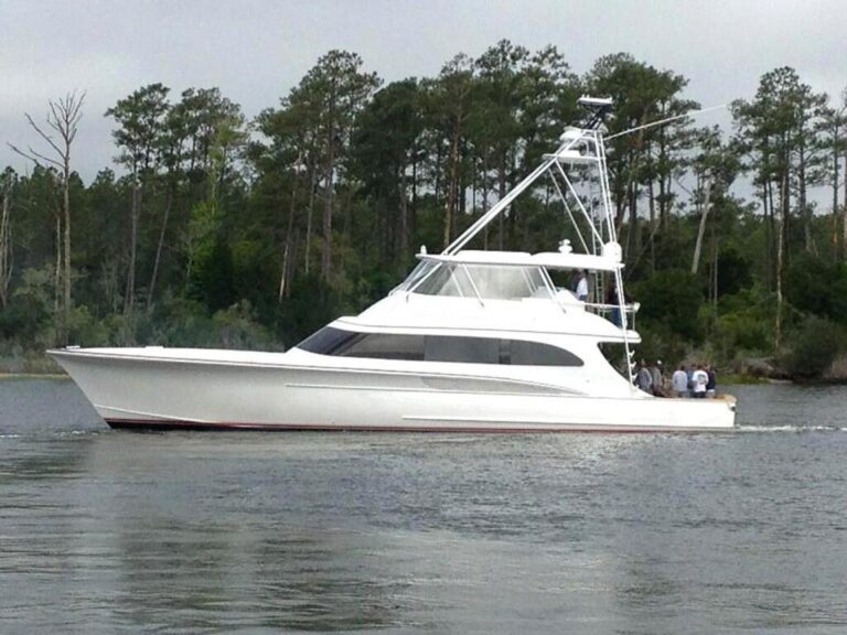 Luxury yacht Blank Check