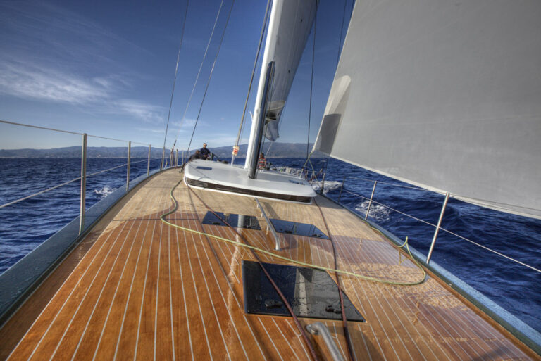 Luxury yacht Dream 67 Shamlor Credit thierry seray