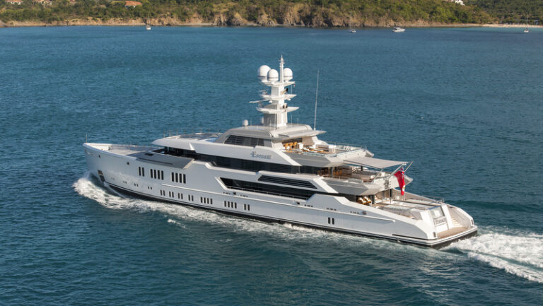 Luxury yacht ESTER III - aft view - Photo by Klaus Jordan