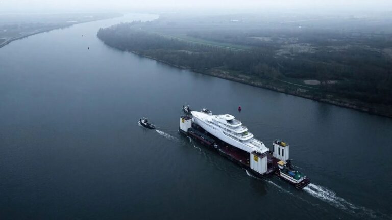 Luxury Yacht FEADSHIP PROJECT 715 In The Netherlands