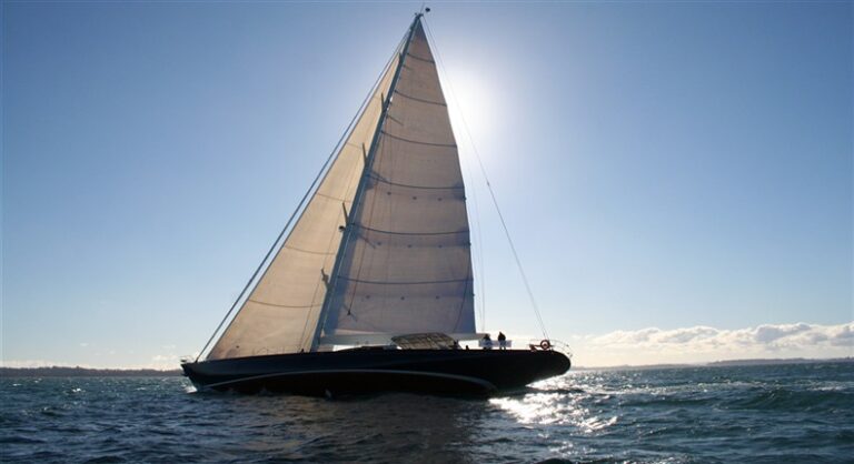 Luxury yacht Inmocean