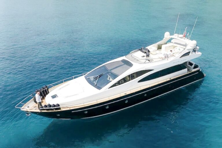 Luxury Yacht MILKY WAY By Riva