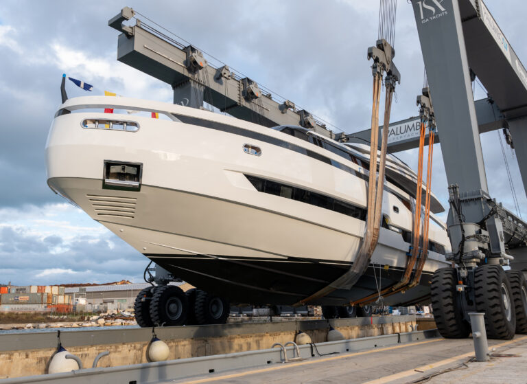 Luxury Yacht MINI K2