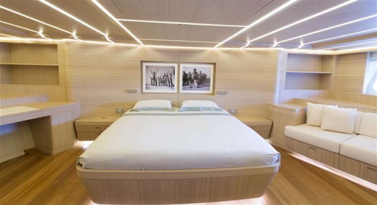 Luxury yacht Ohana - Interior