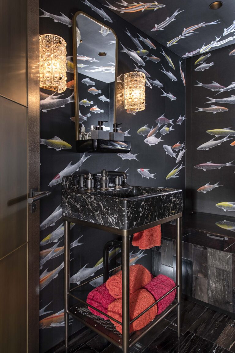 Luxury Yacht PINK GIN VI - Bathroom