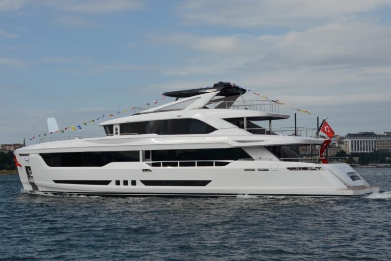 Luxury Yacht REVERIE