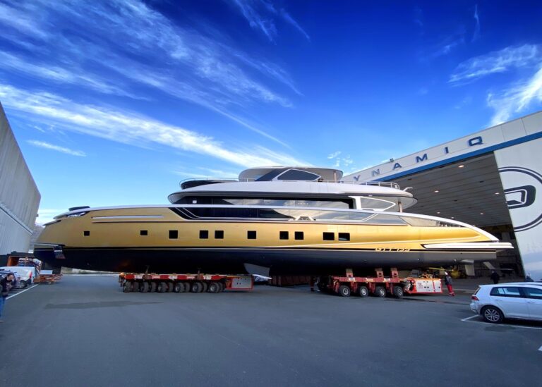 Luxury Yacht STEFANIA Ready For Launch