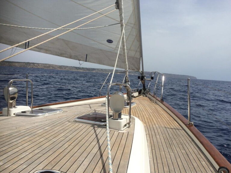 Luxury Yacht TAISA (sistership)