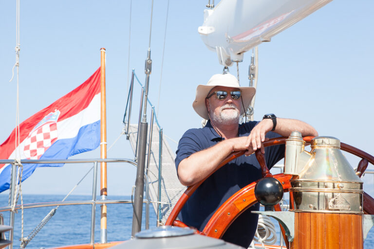 Luxury Yacht Charter