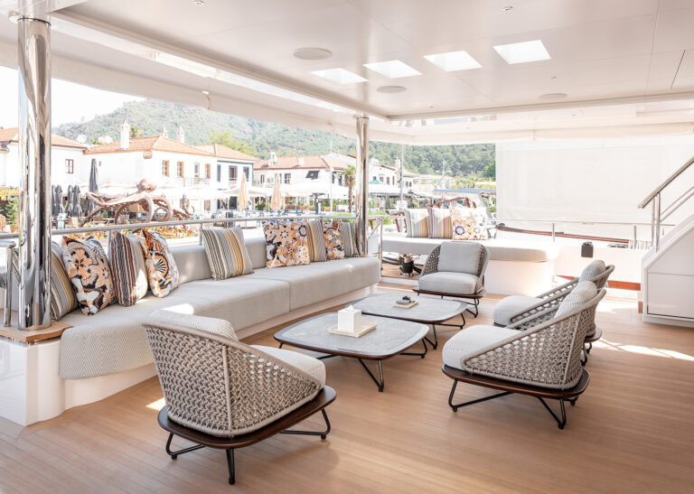 Aft Deck Seating