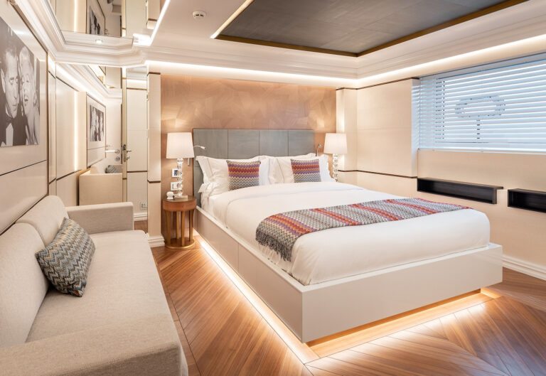 Double Cabin For Guests