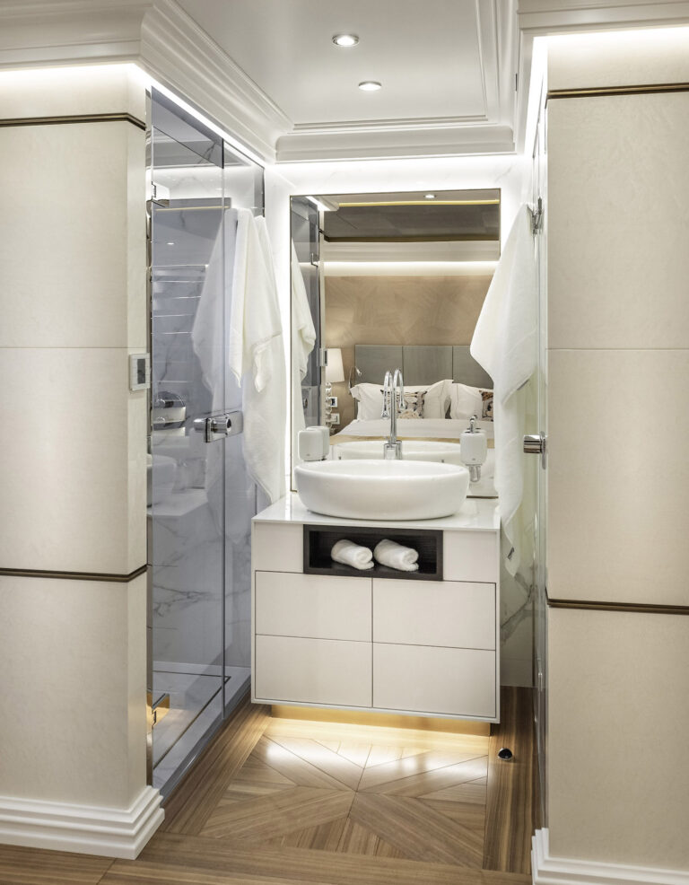 Ensuite