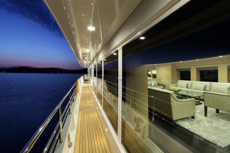 Side Deck