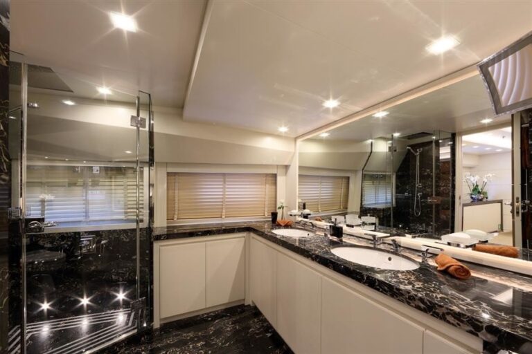 Master Ensuite
