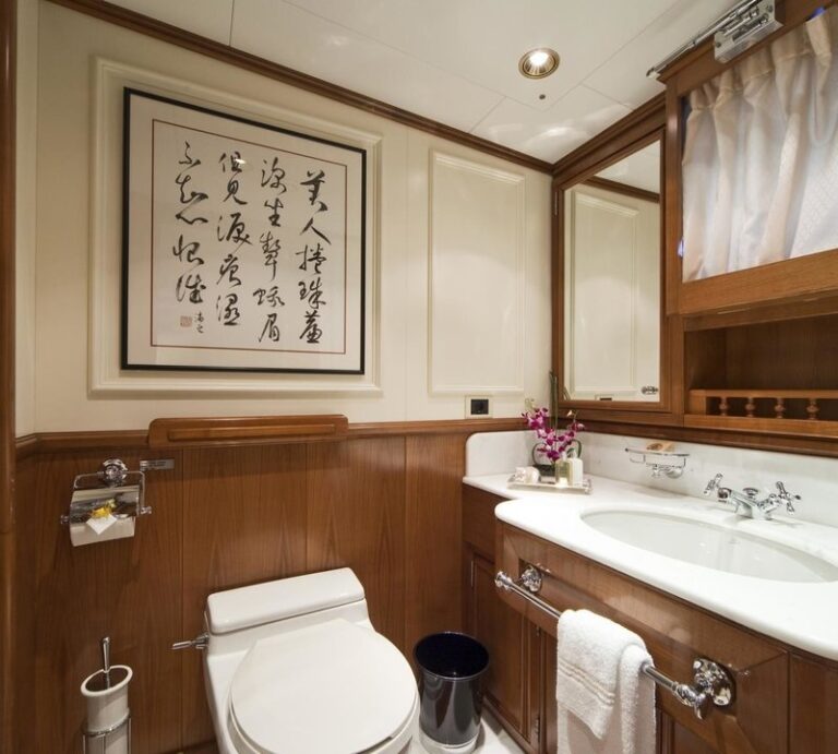 Ensuite Bathroom
