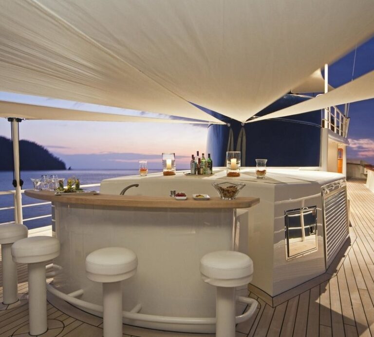 Exterior Bar