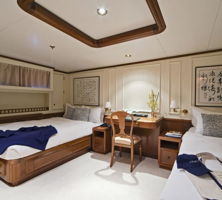 Twin Cabin