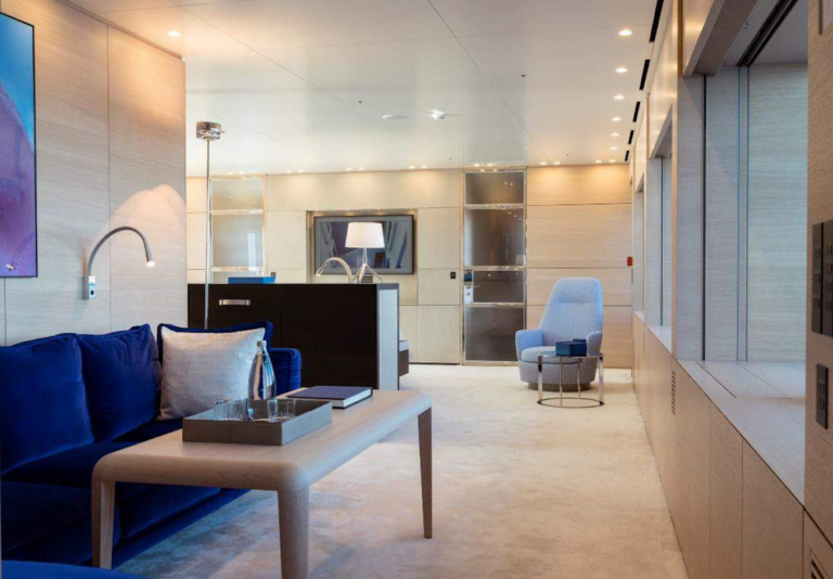 Master Suite Lounge