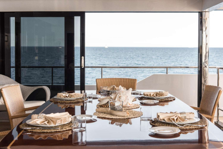 Alfresco Dining