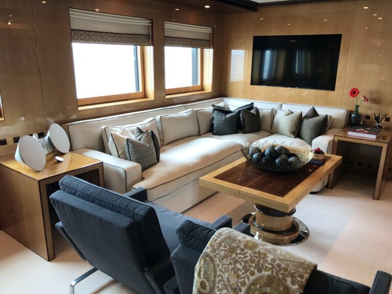 Master Suite Lounge Area