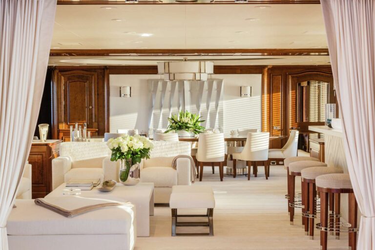 Beautiful Elegant Main Saloon