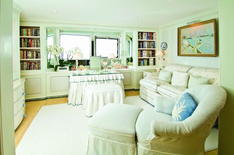 Master Suite Lounge