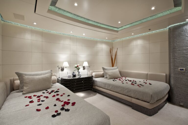 Twin Guest Suite