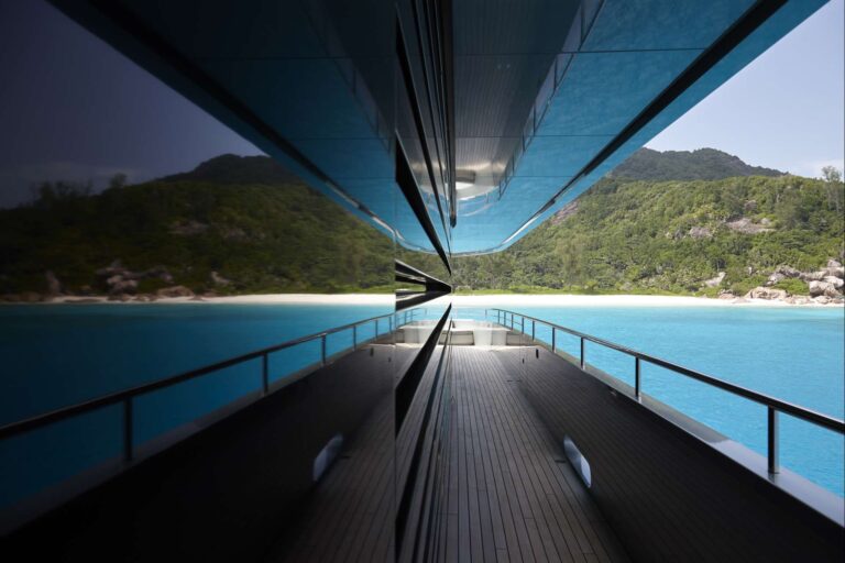 Side Deck