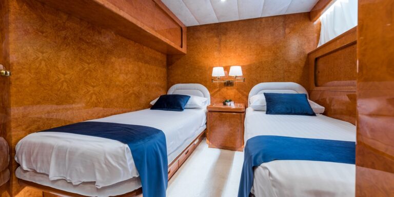 Twin Suite