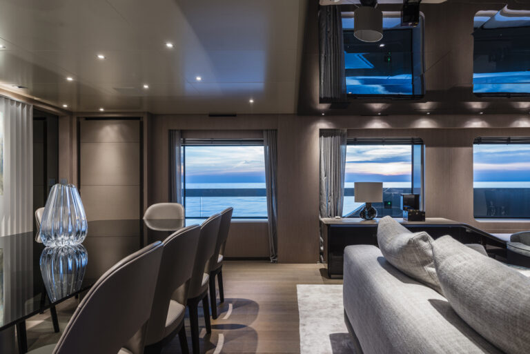 Main Saloon Detail
