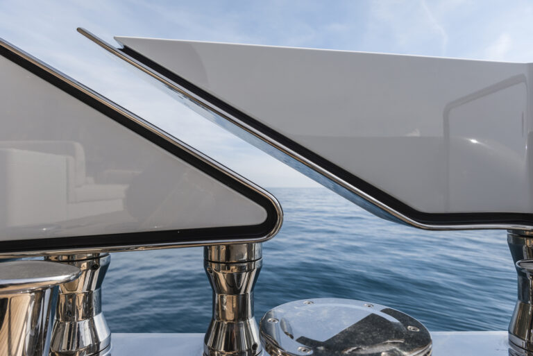 Yacht Detail