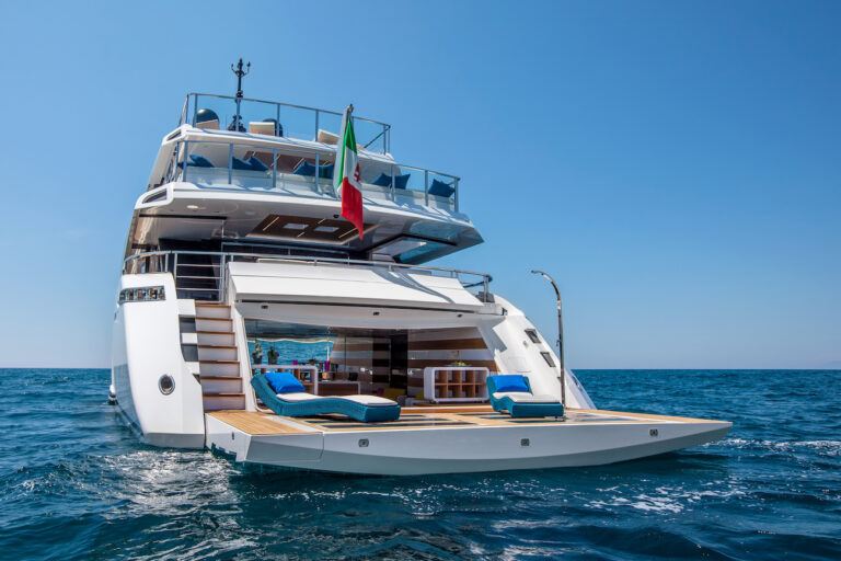 Huge Beach Club
