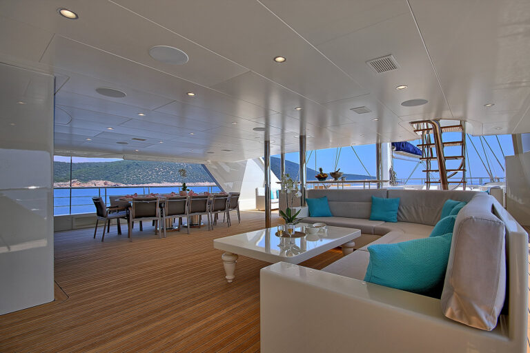 Aft Deck Seating And Dining Area
