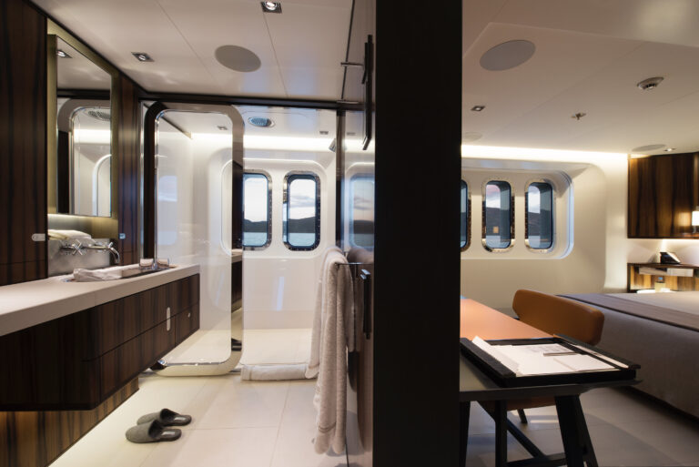 Ensuite