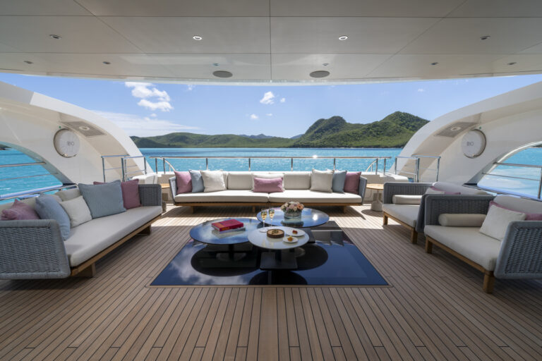 Aft Deck Seating