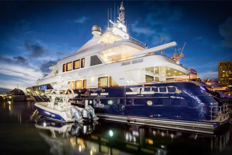 45M LUXURY MOTOR YACHT