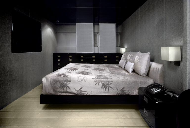 Guest Cabin