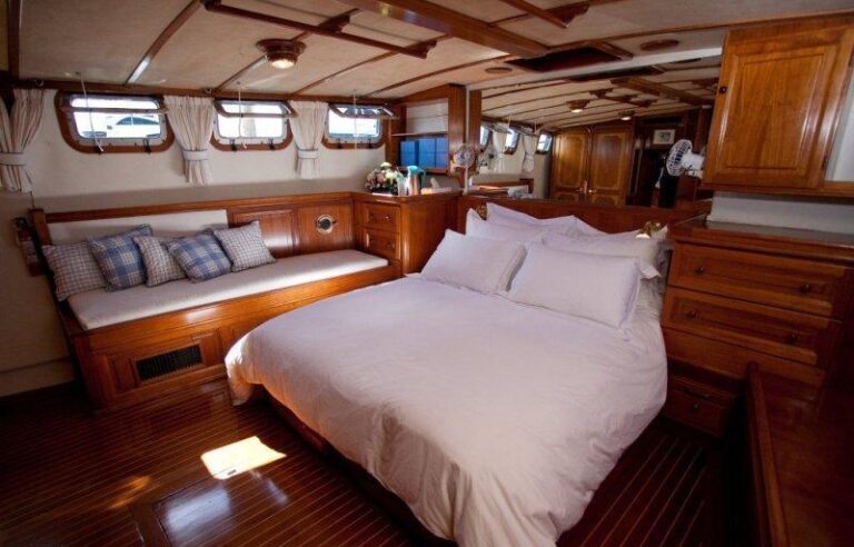 MALAIKA -   Master Cabin