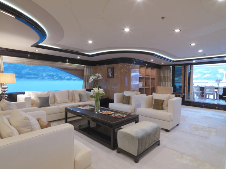 MEAMINA saloon - Photo Benetti