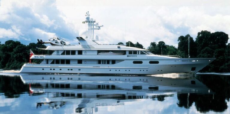 MEDUSE - Photo Credit Feadship