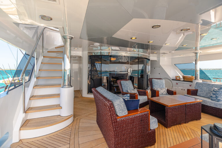 Main deck aft