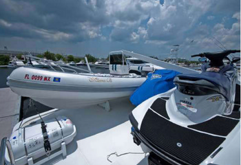 MIZ DORIS III tender and waverunner