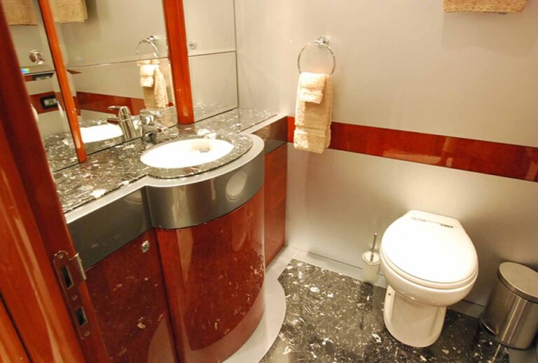 MOKSHA - Guest ensuite