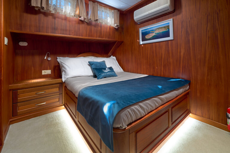 Double Guest Cabin